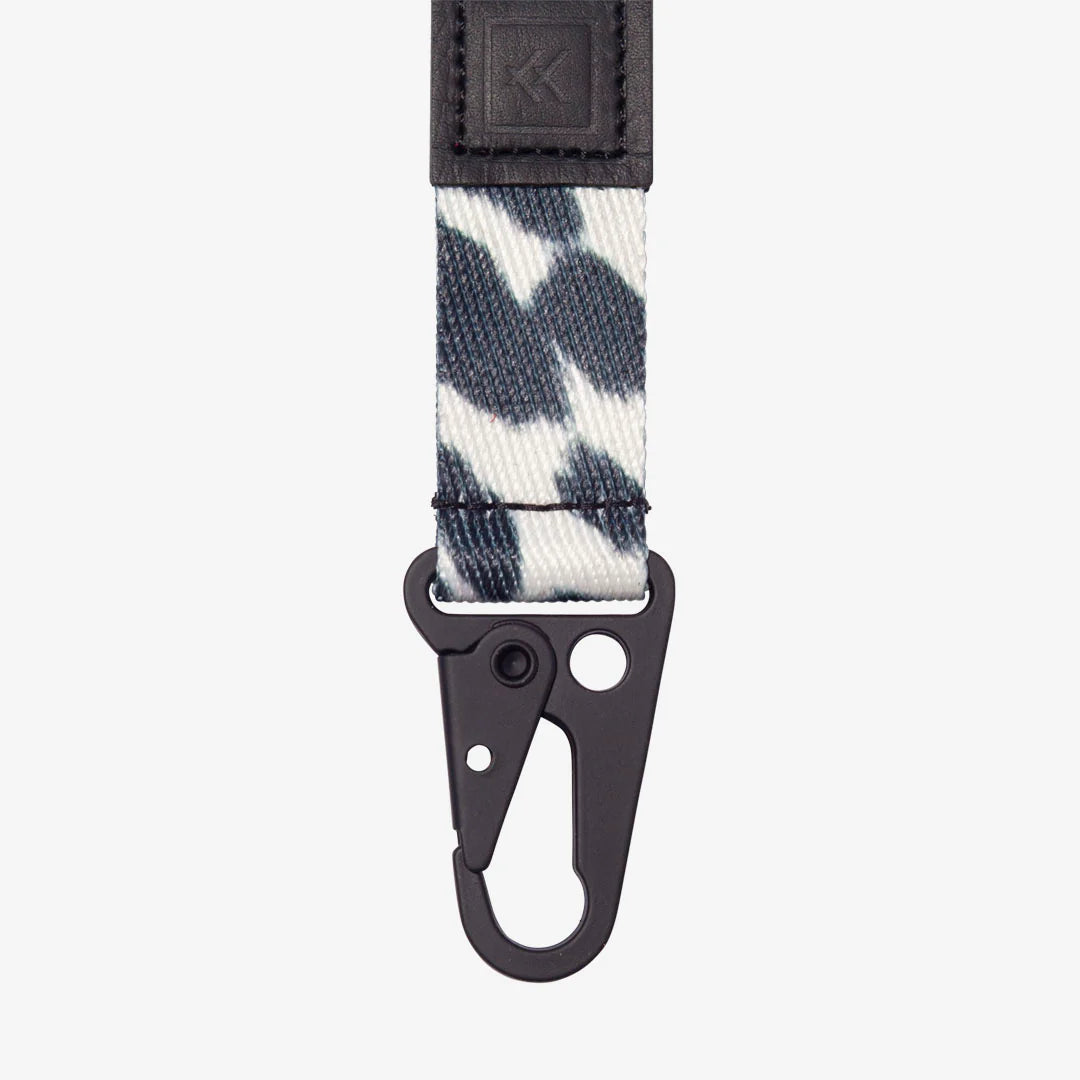 Thread keychain clip by Thread Wallets — color variant view