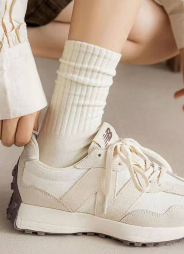 Ladies Rib Cuff Solid Color Over Ankle Socks