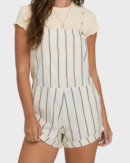 Wild Pursuit Short Overall