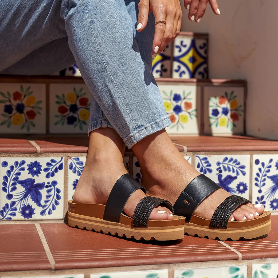 Cushion Vista Hi Platform Sandal