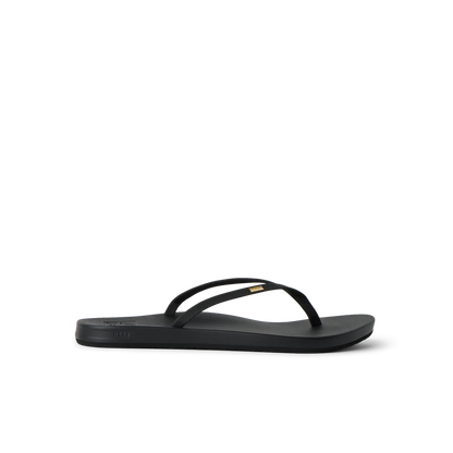 Cushion Slim sandal in Black — rear/side view, Reef