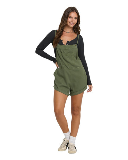 Wild Pursuit Short Overall
