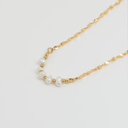 Pearl And Chain Necklace - Salty Shells